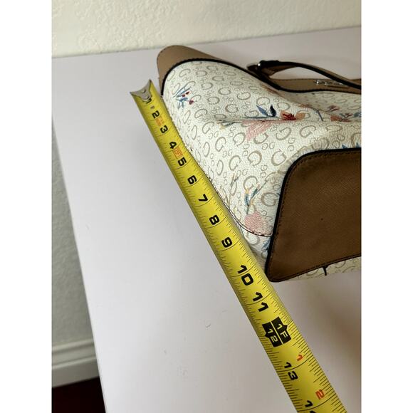 GUESS White & Pink Floral G-Logo Shoulder Purse - Picture 9 of 12
